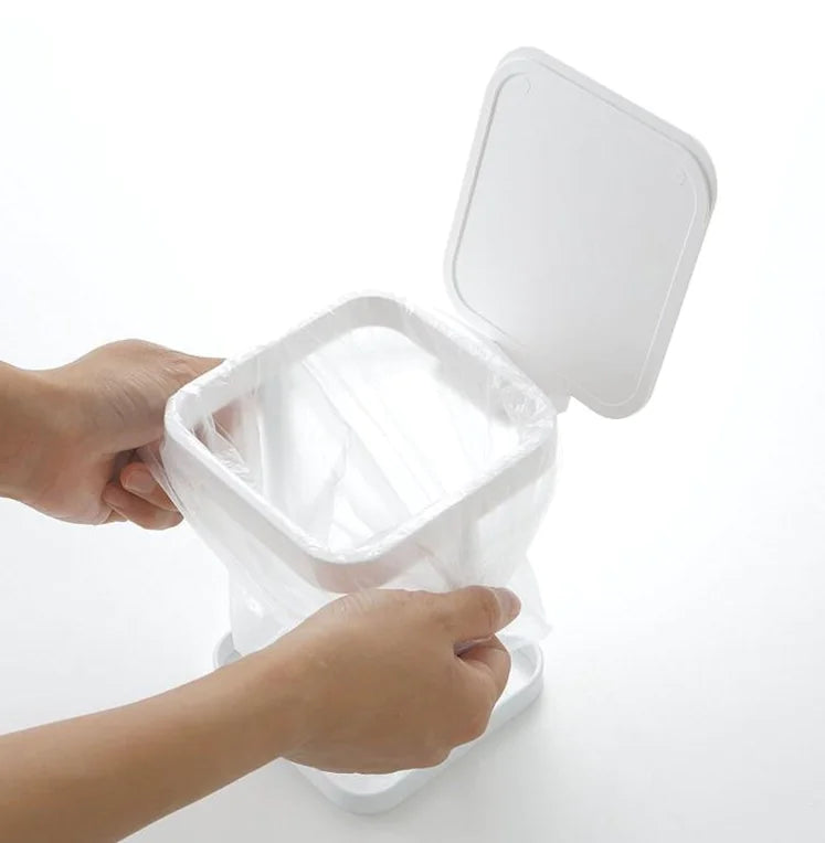 Mini Poubelle de Bureau Design – Organisateur de Table Créatif