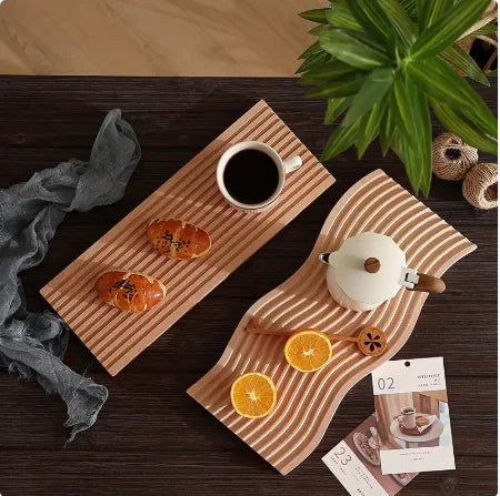 Planche de bois ondulée